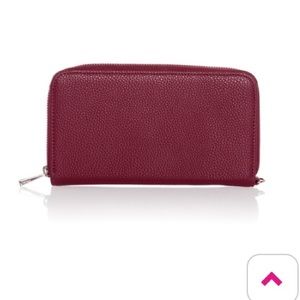 Thirty-One All About the Benjamins Wristlet